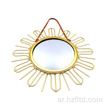 مرآة حائط ذهبية على شكل الشمس